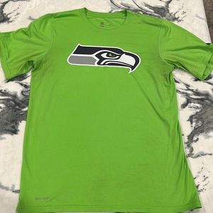 Seattle Seahawks dry fit short sleeve t-shirt size M